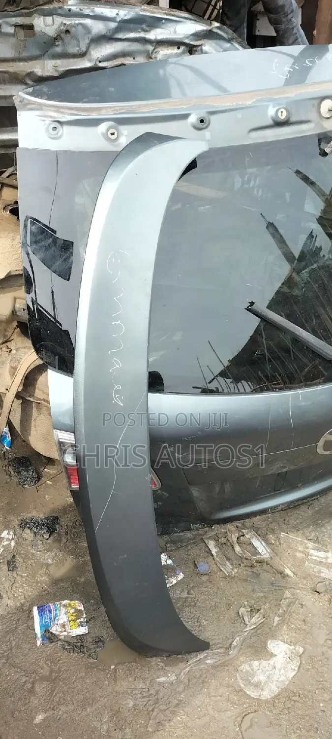 Mazda Cx9 2010 Boot Spoiler Available