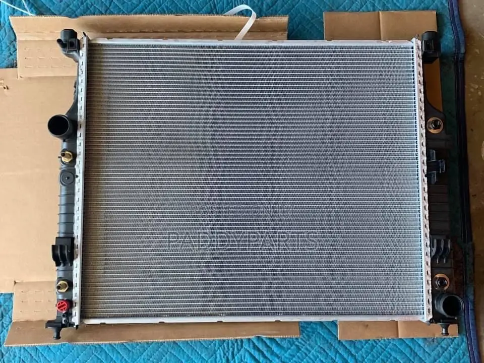 Mercedes Benz GL450 Engine Radiator 2008-2019