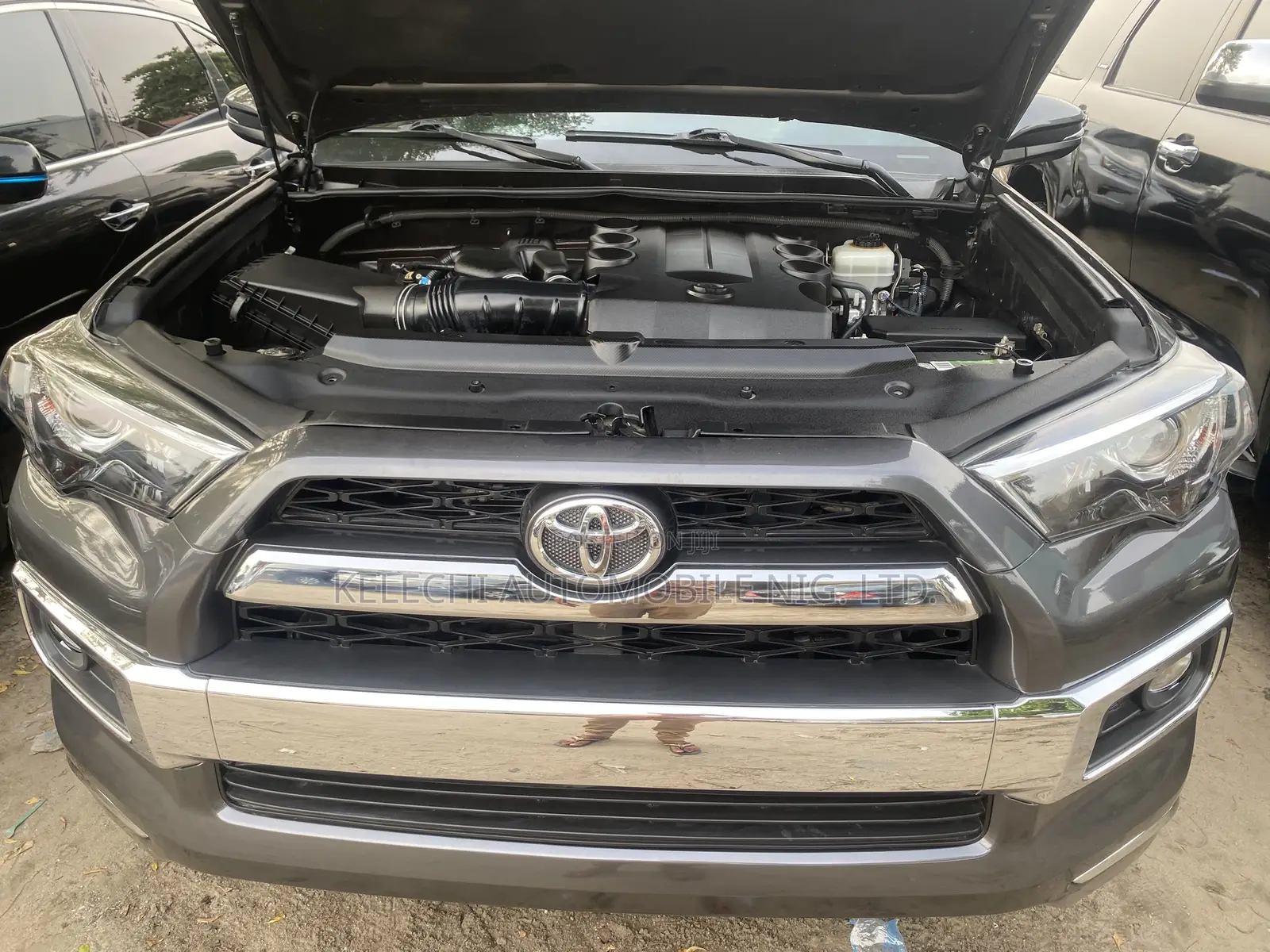 Toyota 4-Runner Limited 4X4 2013 Gray