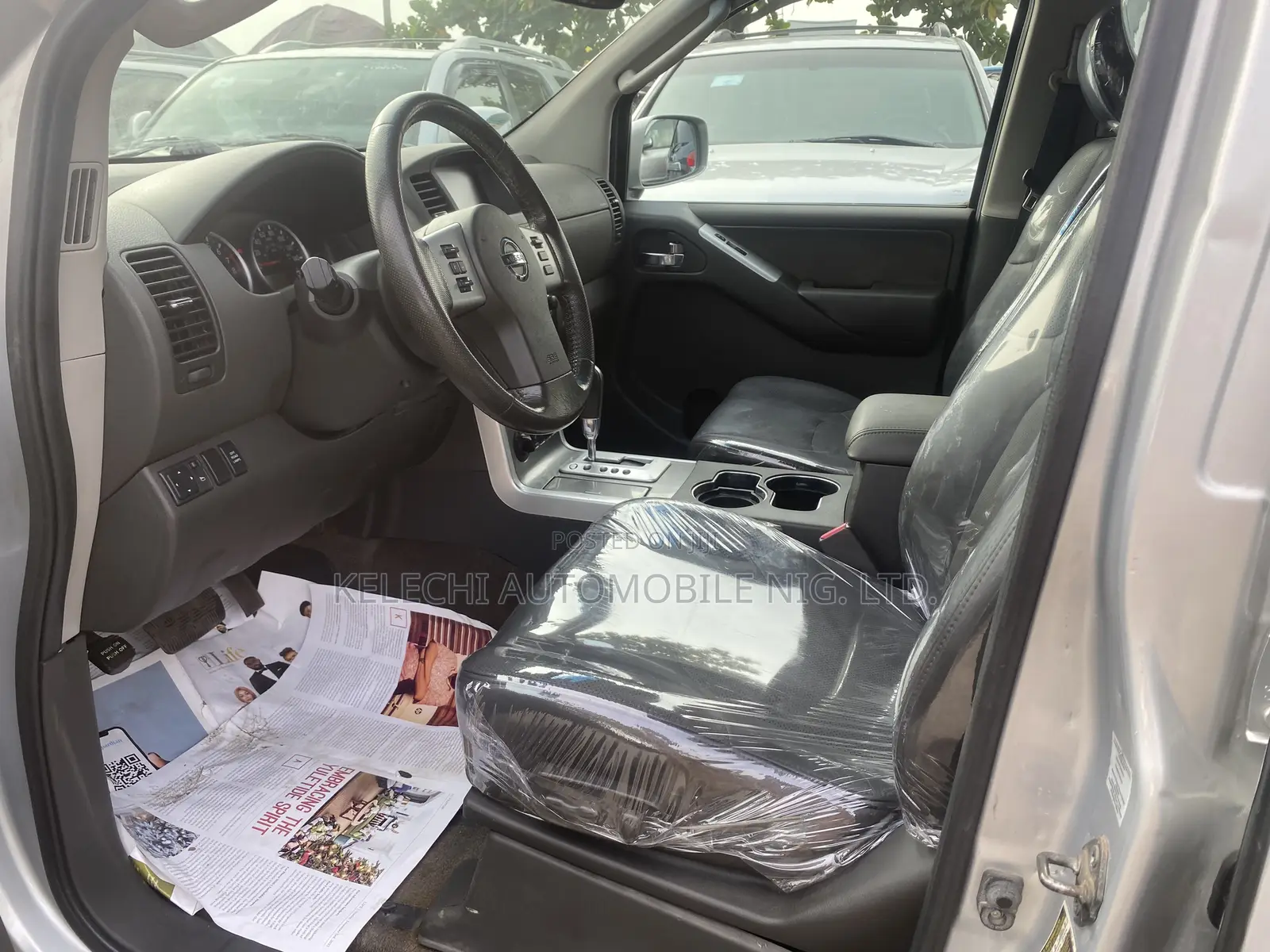 Nissan Pathfinder Silver 4x4 2011 Silver