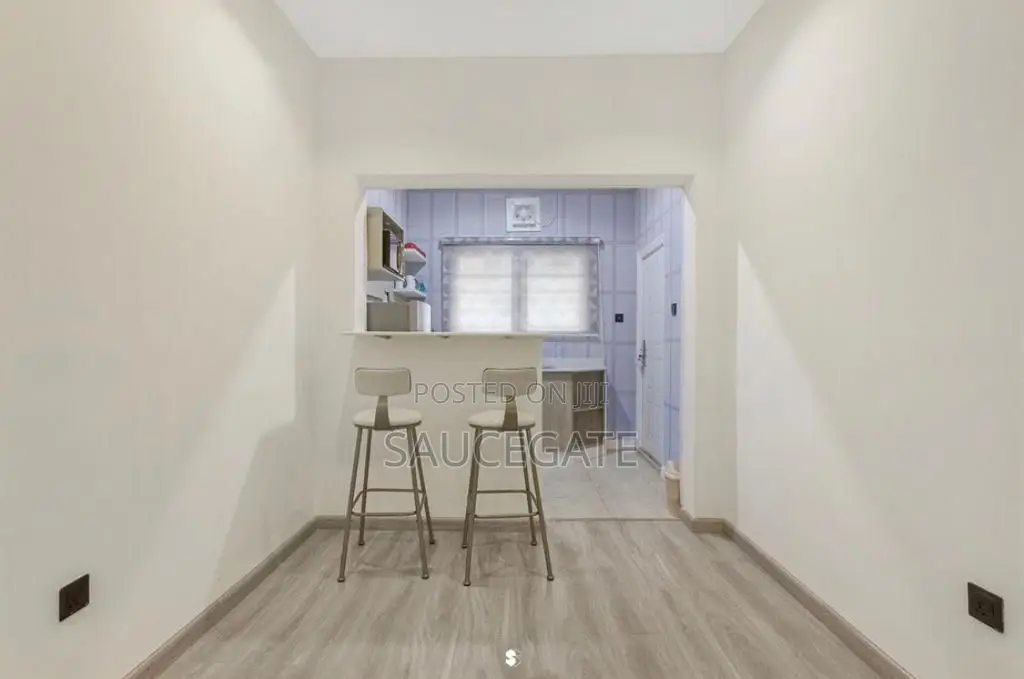 3 Bed Apartment. Shortlet Ikate, Lekki