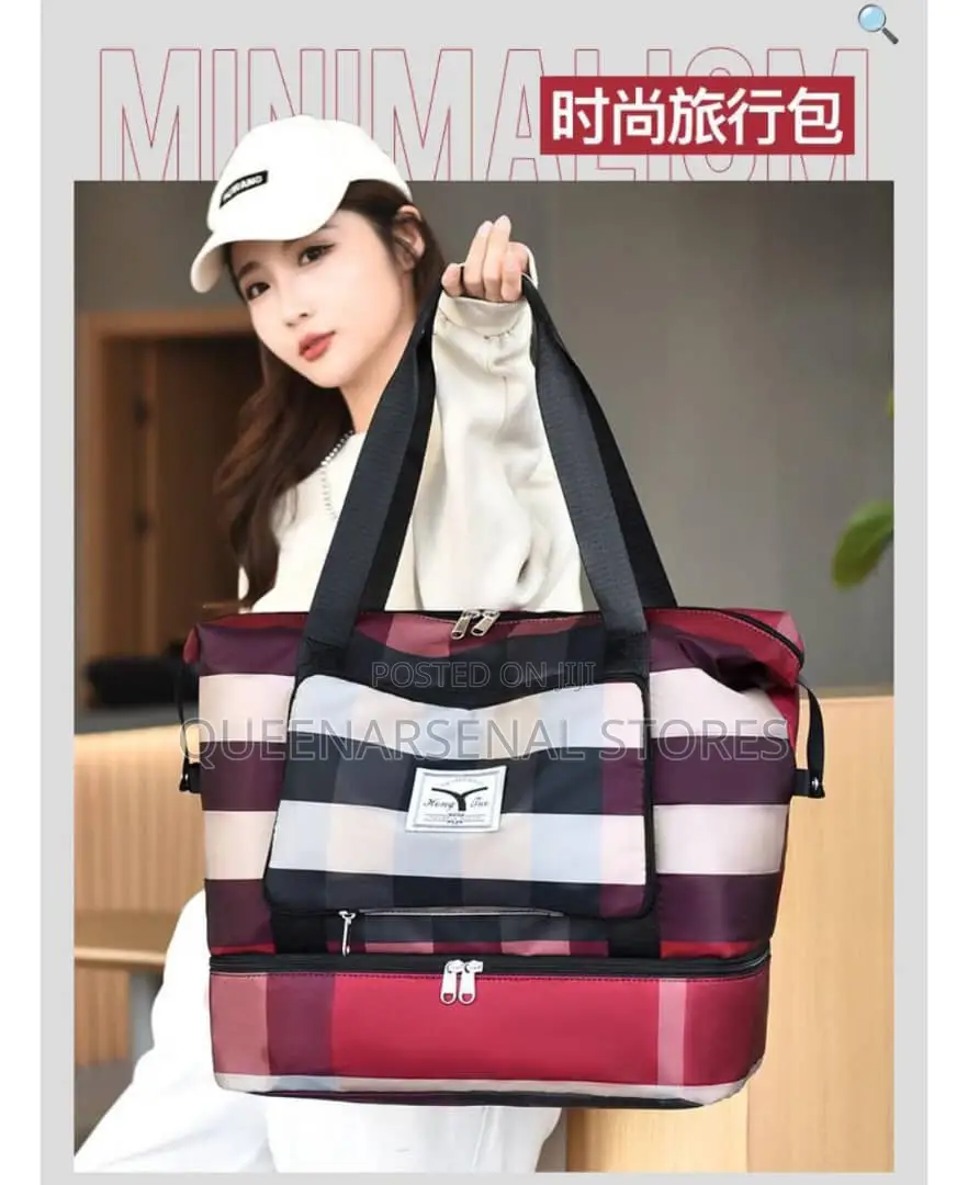 Strips Foldable Traveling Bag
