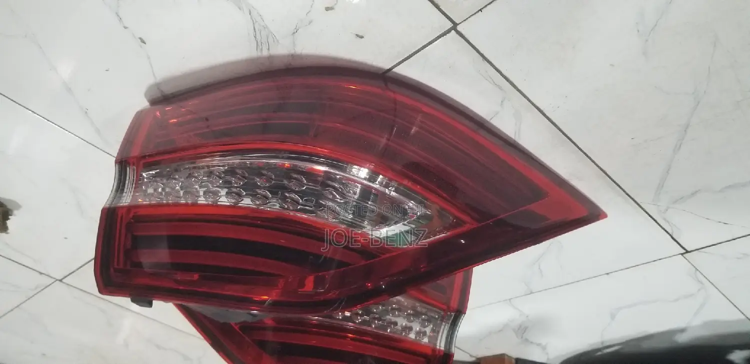 Ml350 2014 Set of Back Light