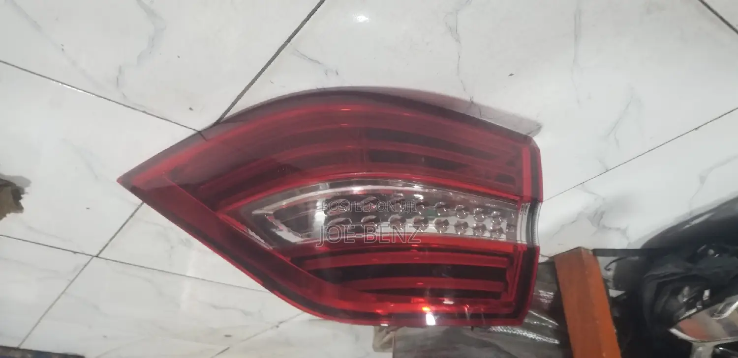 Ml350 2014 Set of Back Light