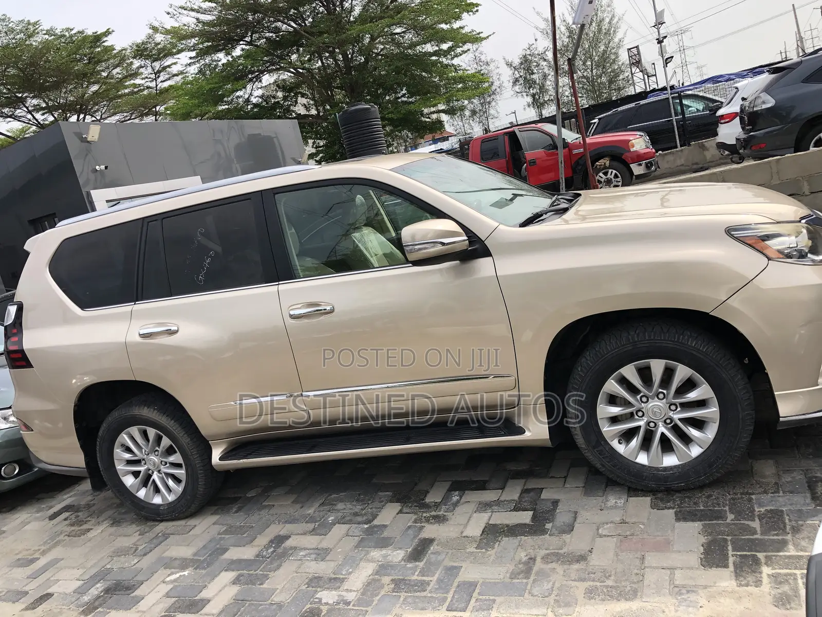 Lexus GX 2015 Gold