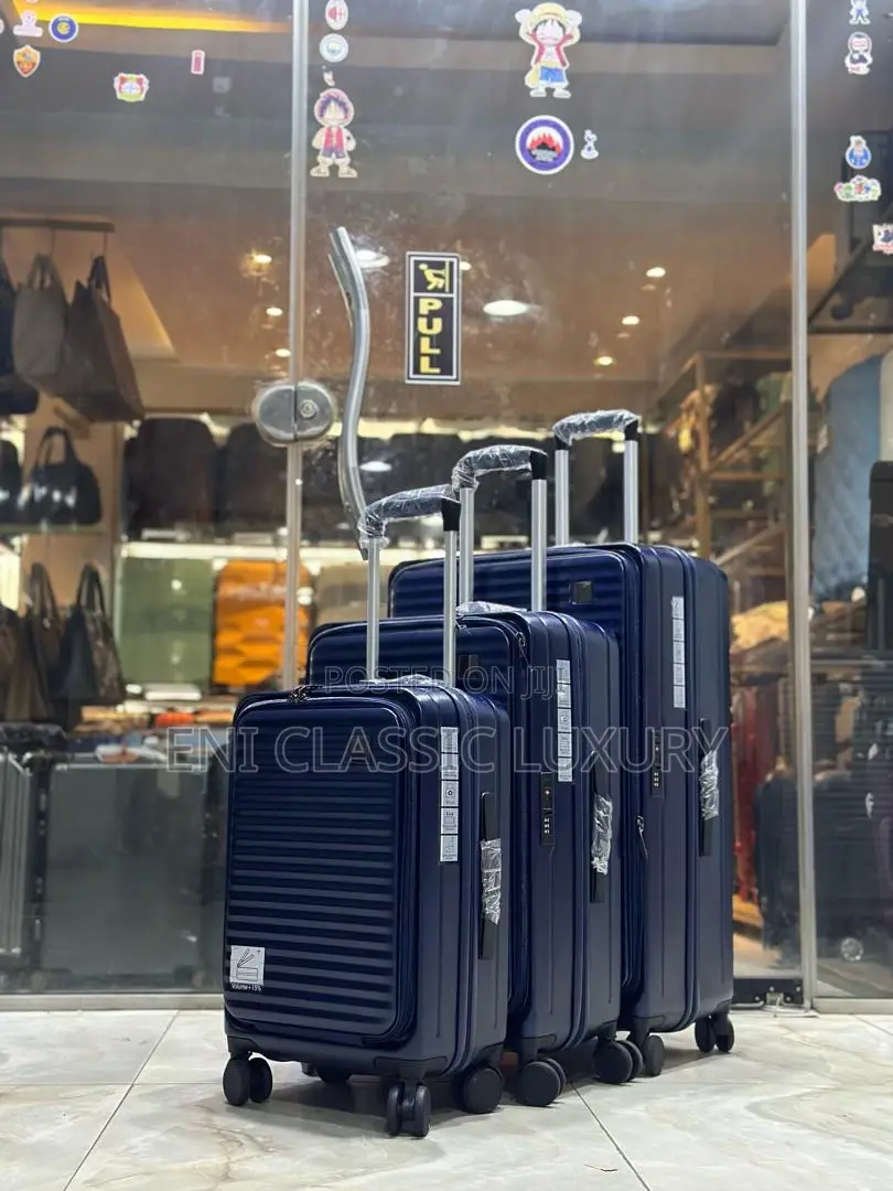 High Quality Luxury Travel  Box Available in Store