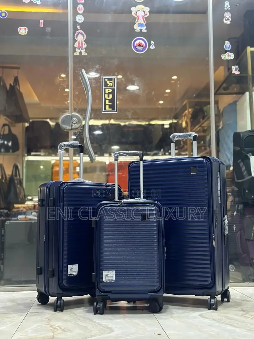 High Quality Luxury Travel  Box Available in Store
