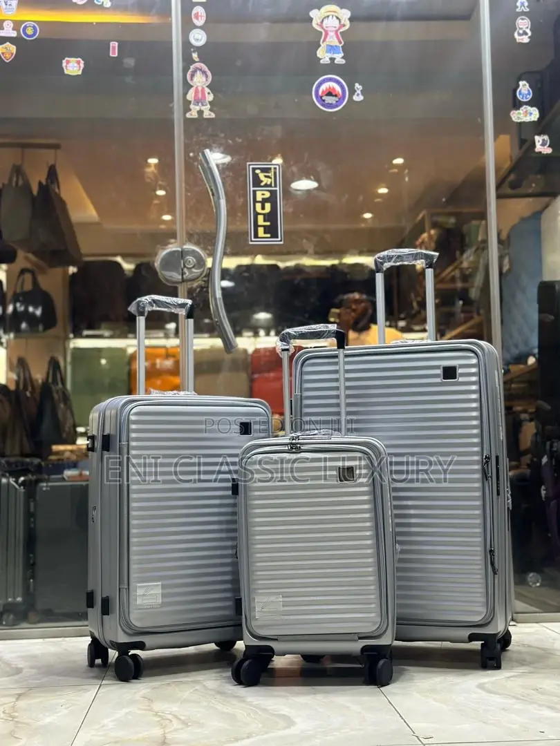 High Quality Luxury Travel  Box Available in Store