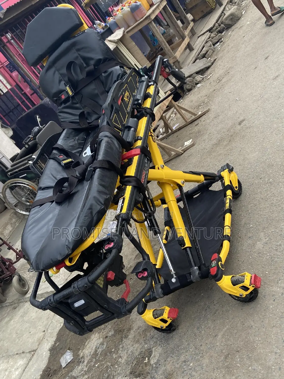 Ambulance Stretcher Stryker USA.