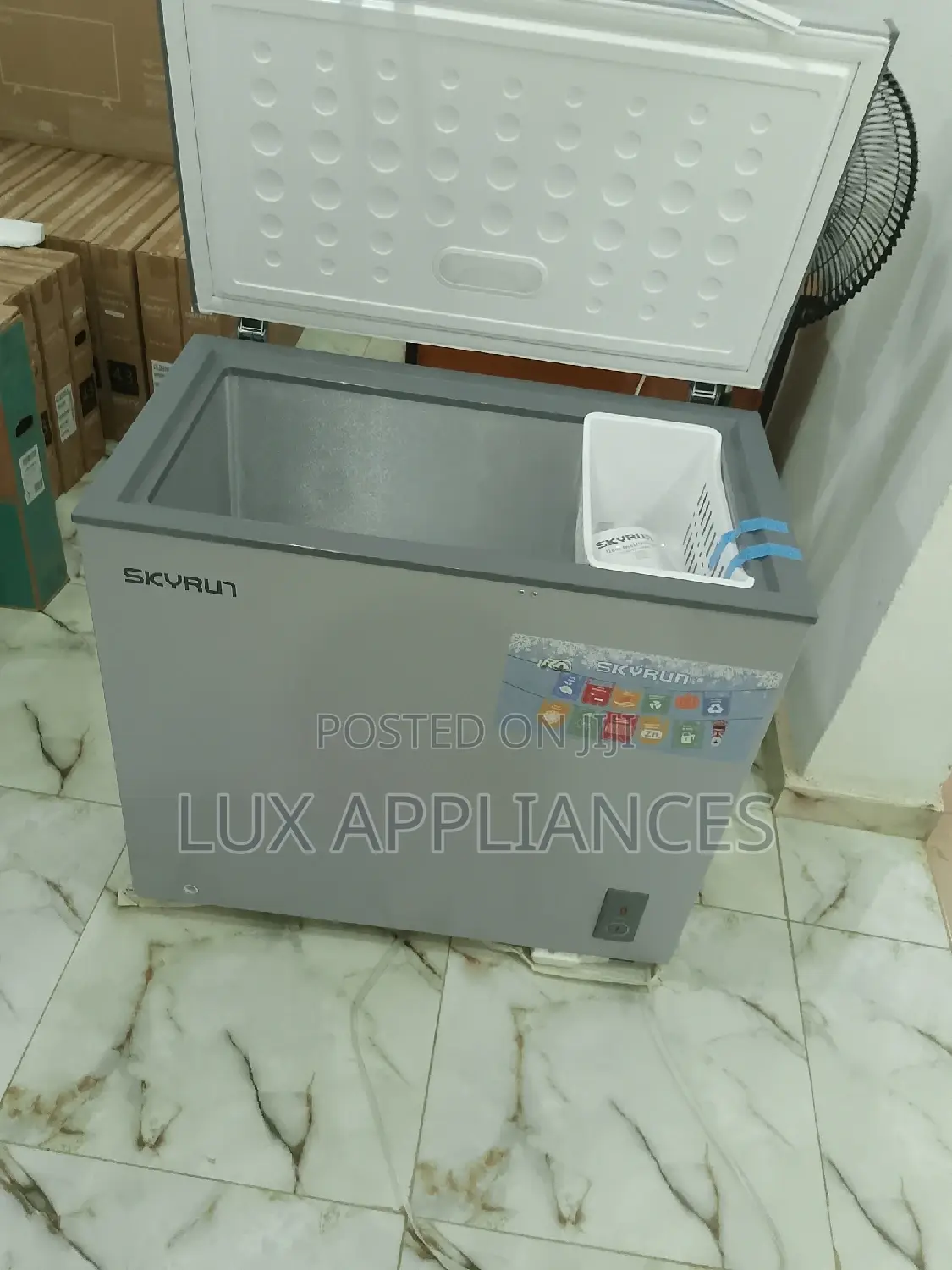 200liter Single Door Skyrun Chest Freezer With Key Lock