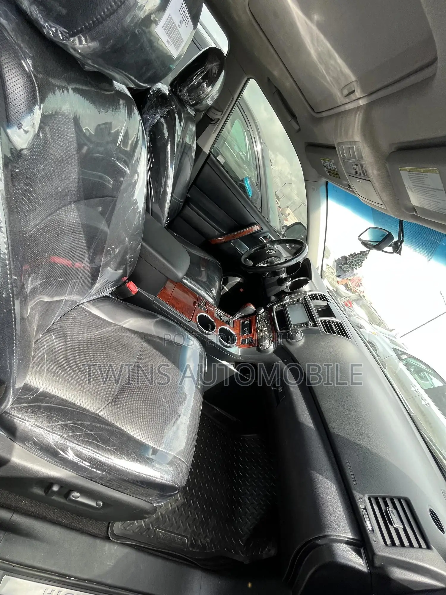 Toyota Highlander Limited 3.5l 4WD 2013 Silver