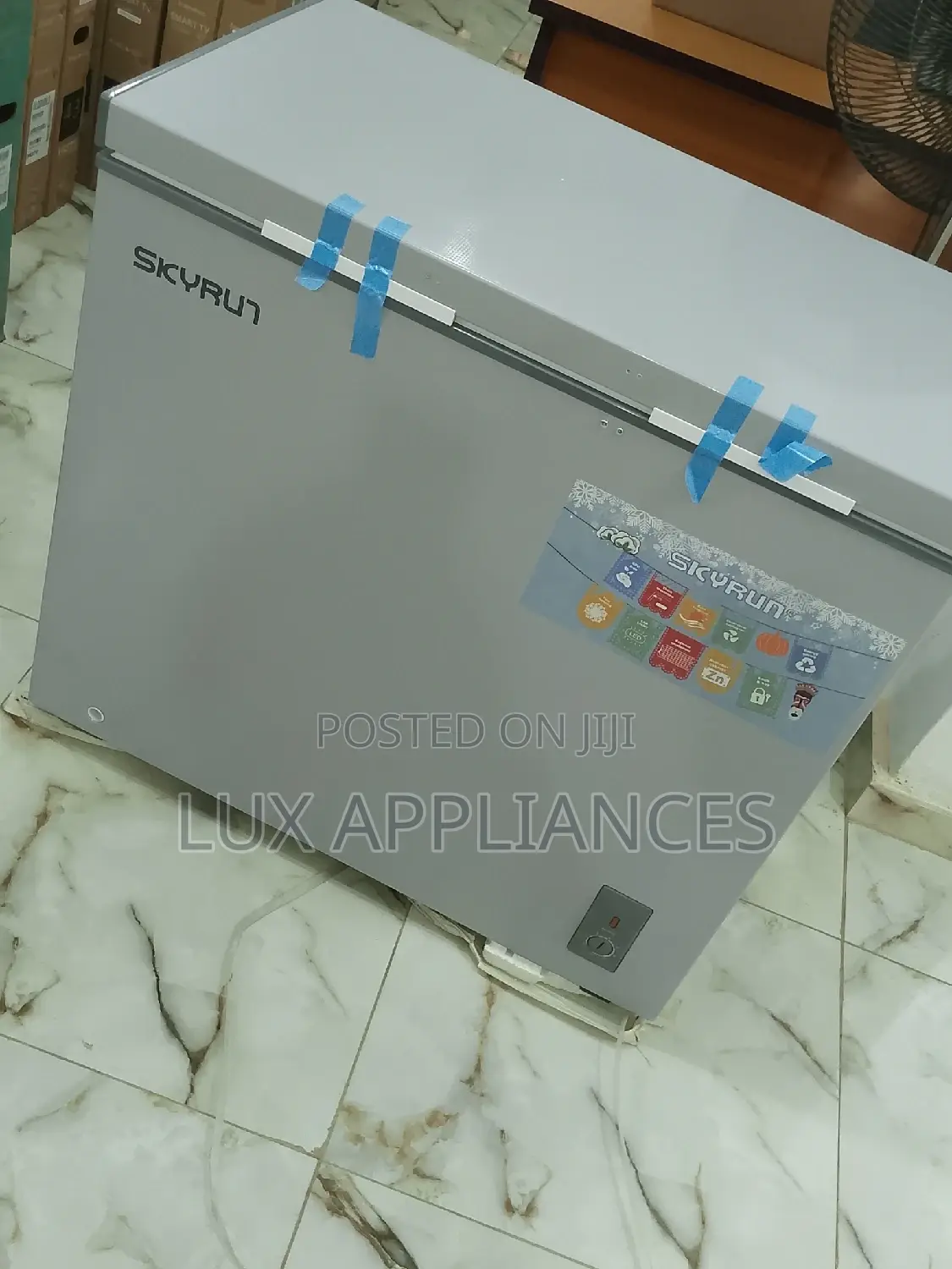 Skyrun 200L Hybrid Chest Freezer (Gray)