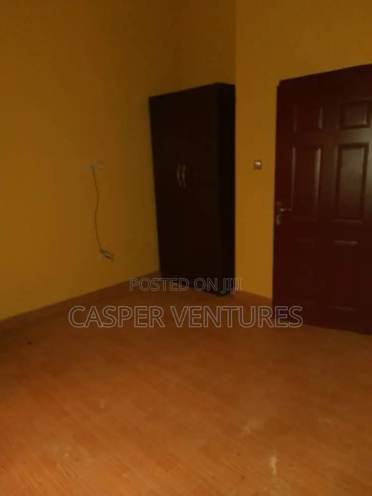 1bdrm Shared Apartment in Cruz, Ikate for rent