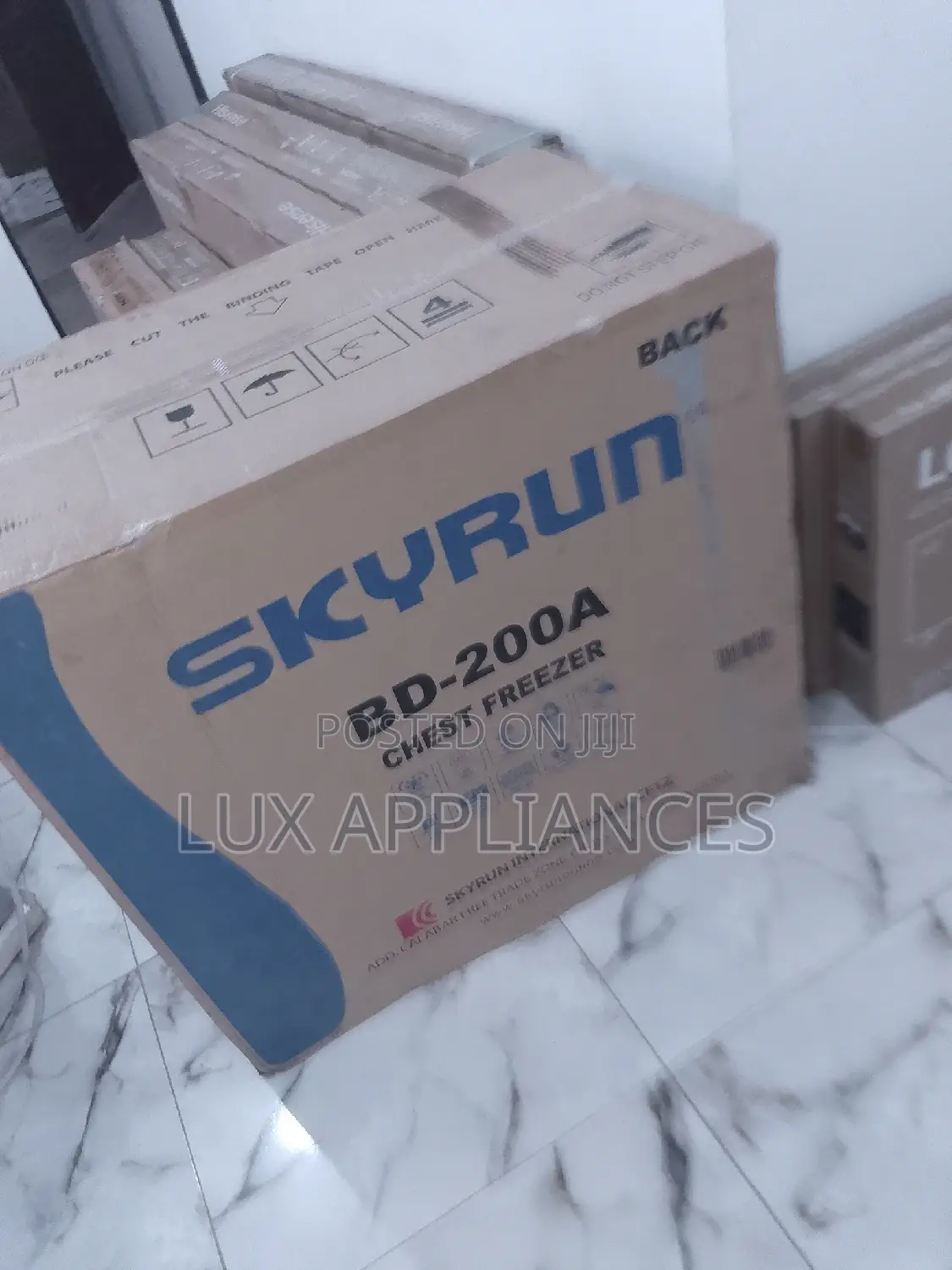 Energy-Efficient Skyrun 200liters Single Door Chest Freezer