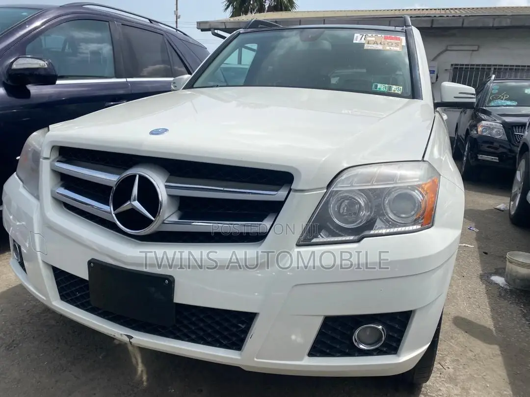 Mercedes-Benz GLK-Class 350 4MATIC 2010 White