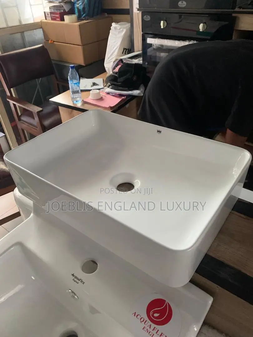 60by40 Basin Top White