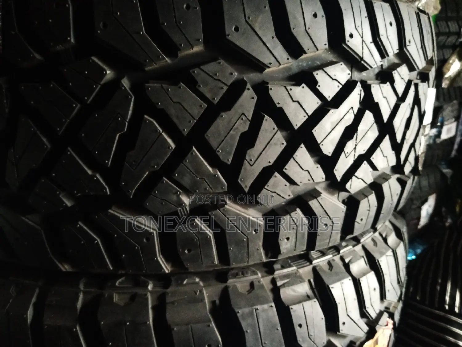 Latest Sailun Tyre LT285/65/18 2yrs Warranty