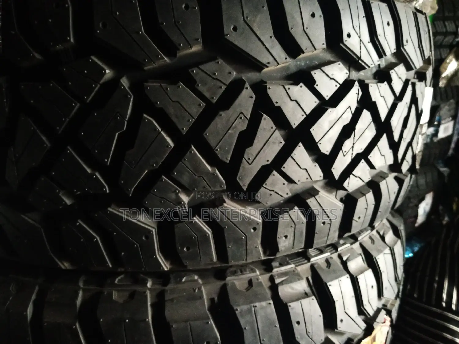 Latest Sailun Tyre LT285/65/18 2yrs Warranty