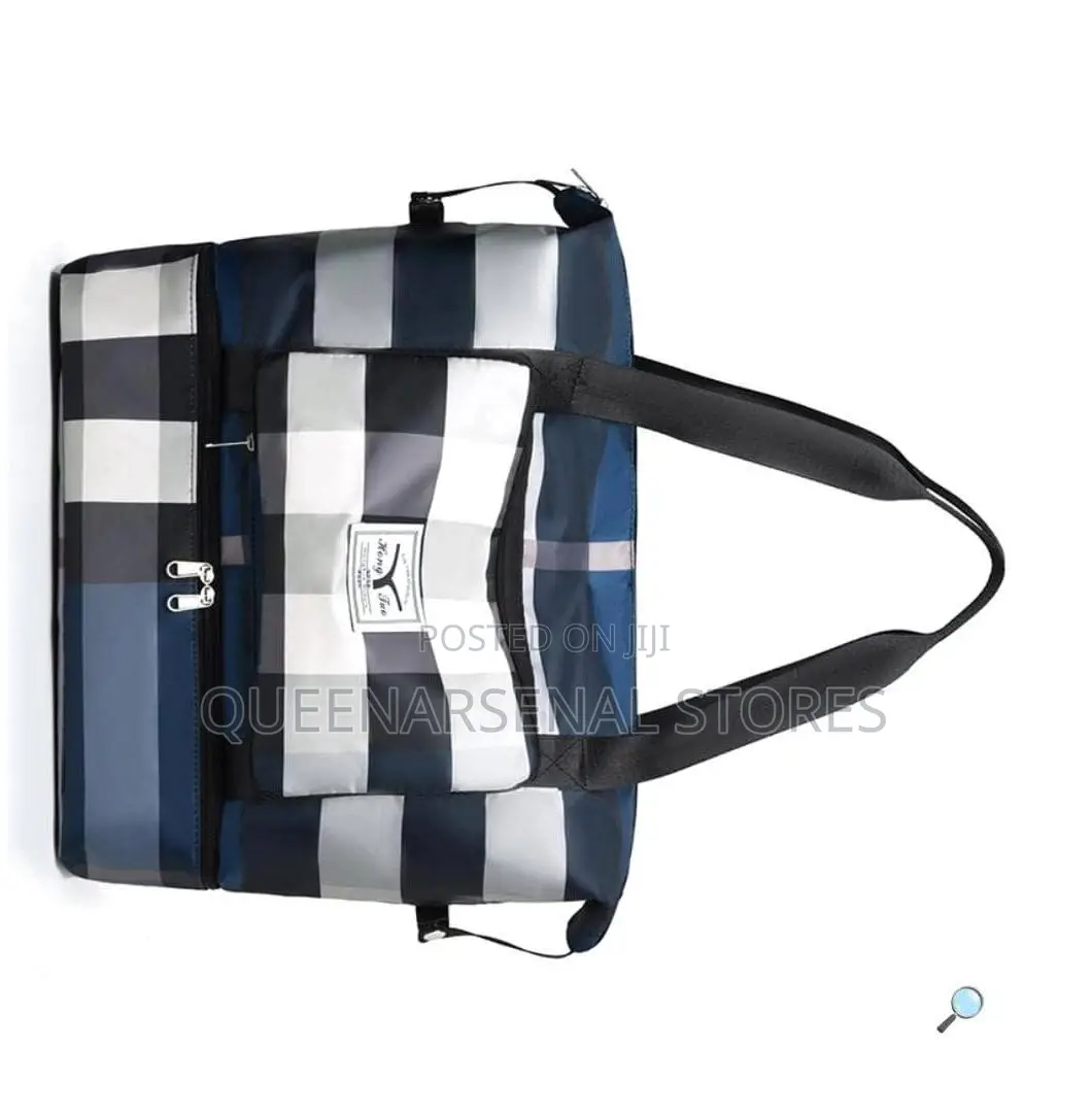 Strips Foldable Traveling Bag