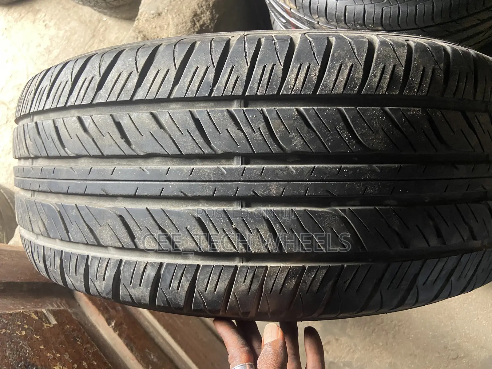 285/50r20 Grade 1