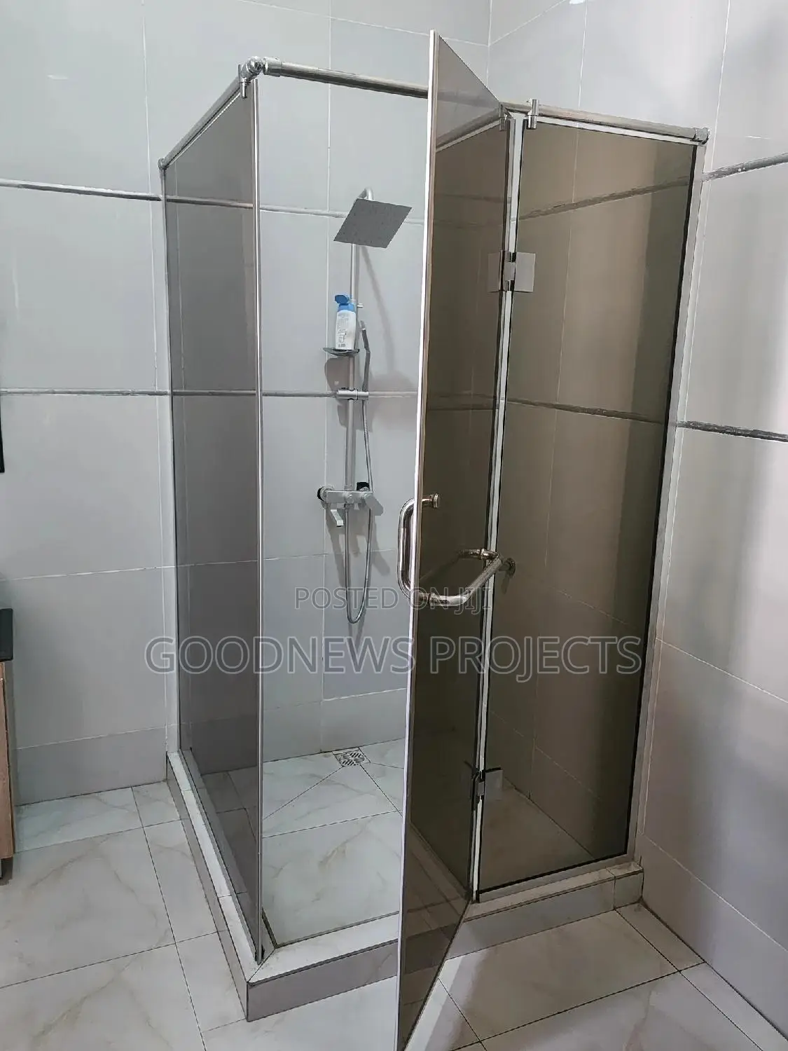 Brown Shower Glass Cubicle