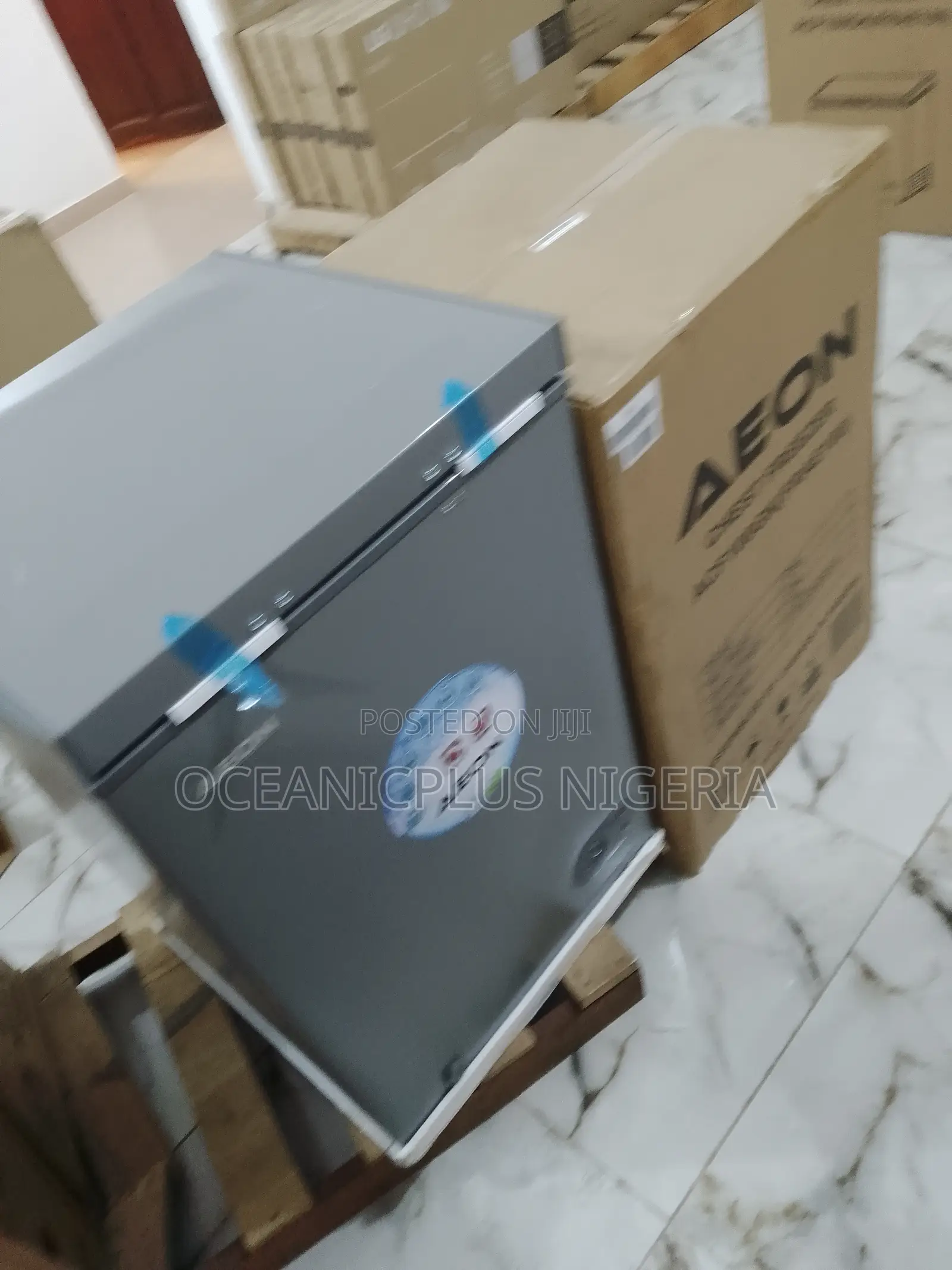 User-Friendly Aeon Chest Freezer 100L, Acf100gk