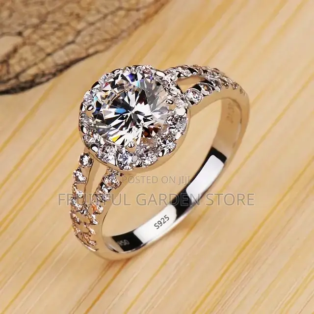 Never Fade Luxury Classic Engagement Rings
