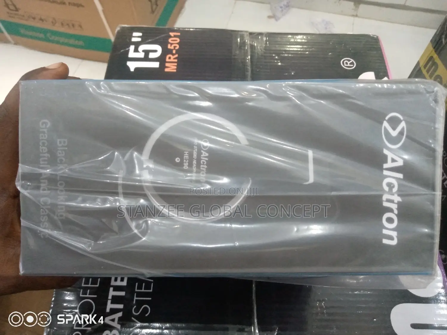 Alctron Monitoring Headphones
