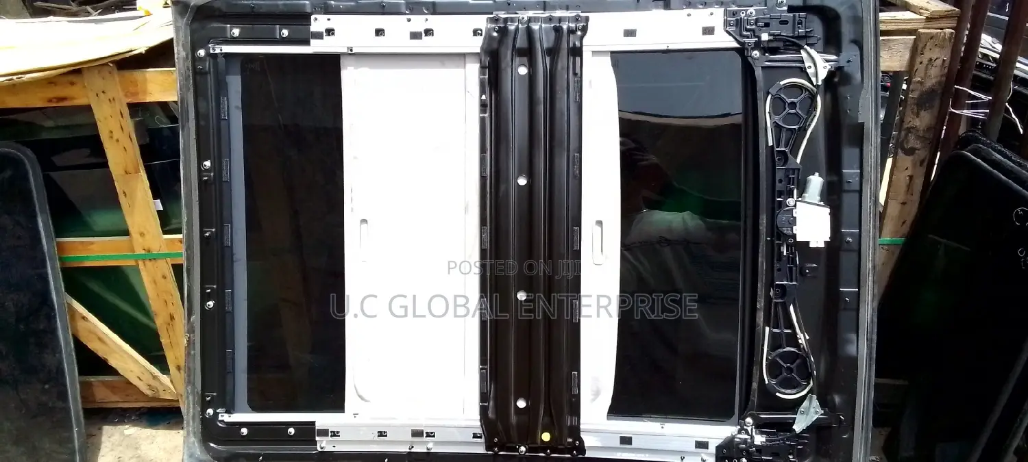 Complete Panoramic Roof Glass for ES350 Available Now