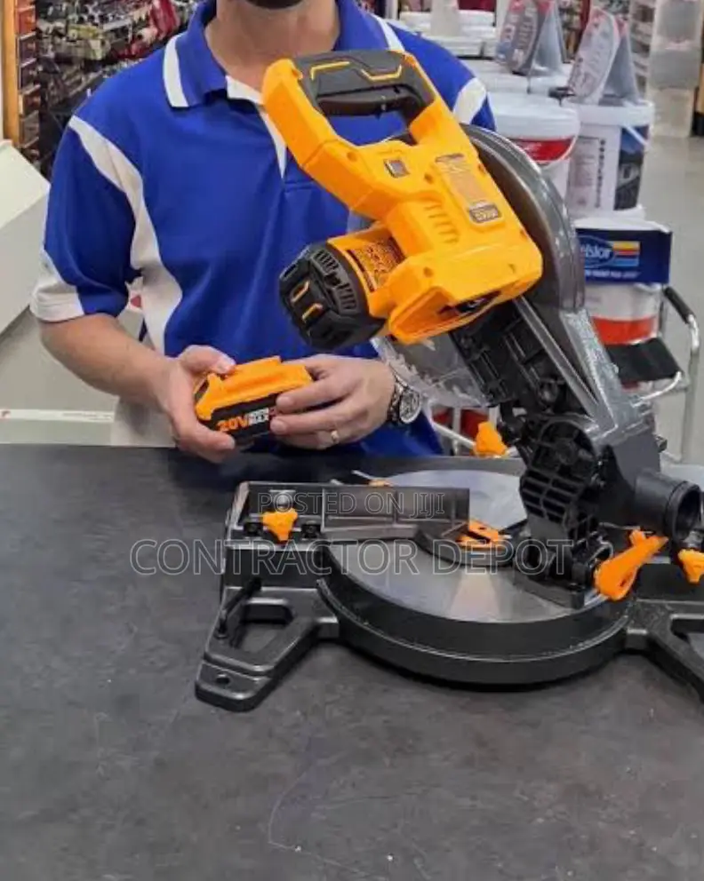 Lithium-Ion Mitre Saw (20V) Battery and Charger Inclusive