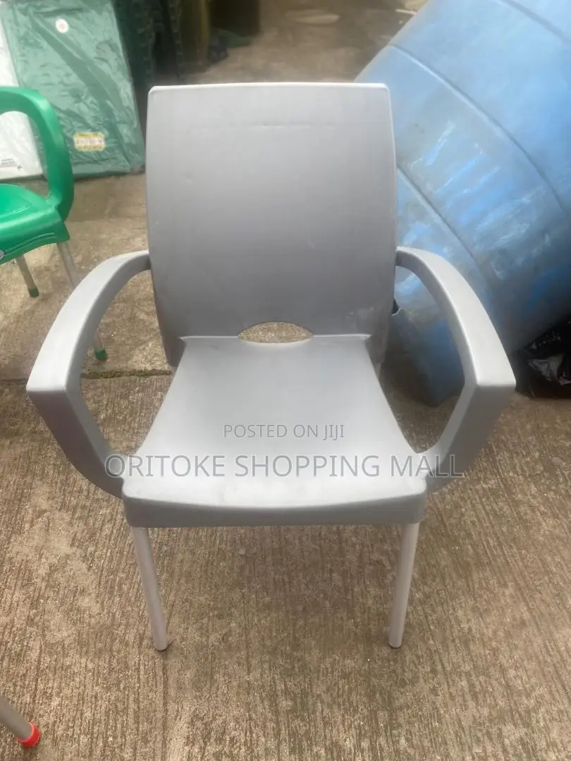 Plastic Chair With Arms /Iron Legs/1 Set