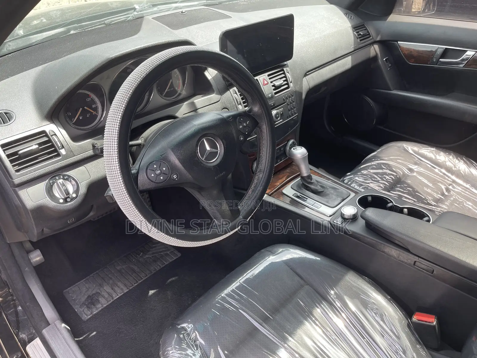 Mercedes-Benz C300 2012 Black