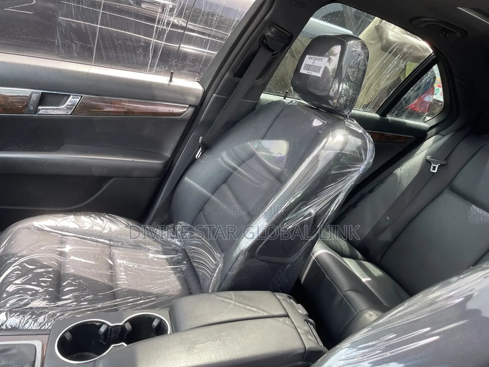 Mercedes-Benz C300 2012 Black