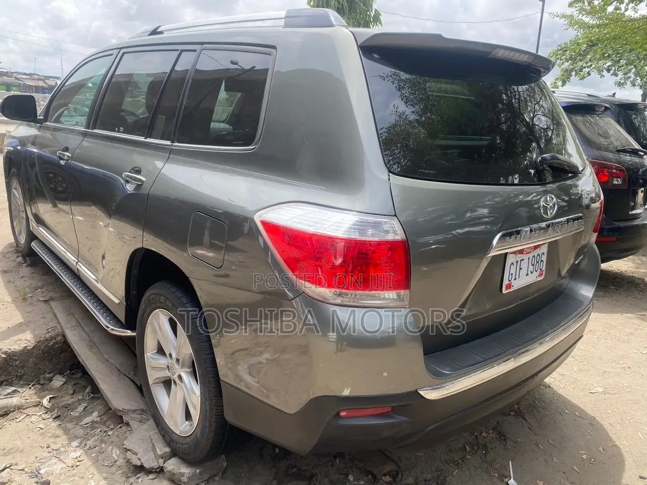 Toyota Highlander Limited 3.5l 4WD 2013 Gray