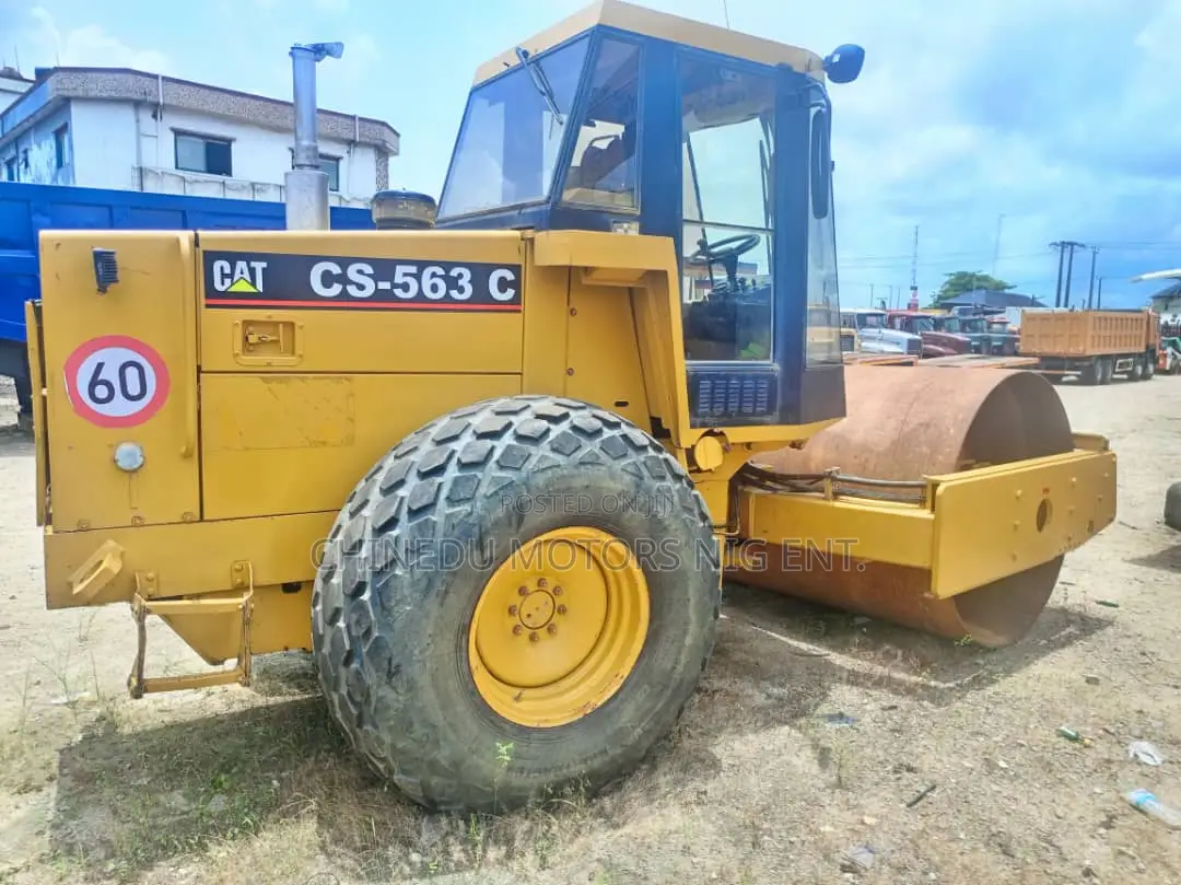 Caterpillar Roller 15 Tons