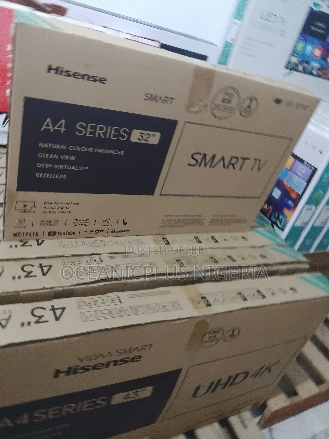 Hisense 32inches Smart LED TV.