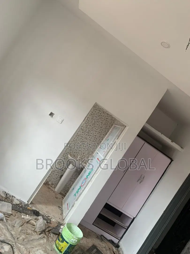 2bdrm Block of Flats in Benin City for rent