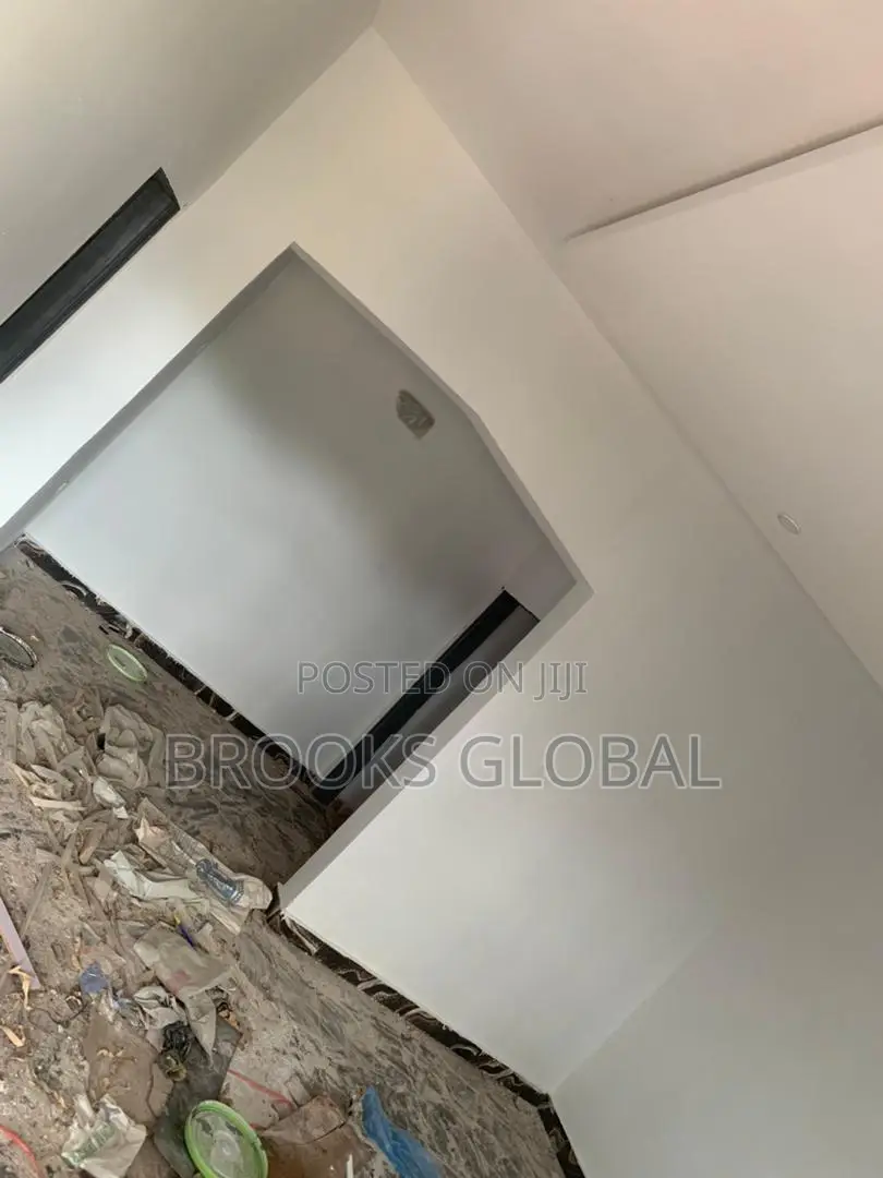 2bdrm Block of Flats in Benin City for rent