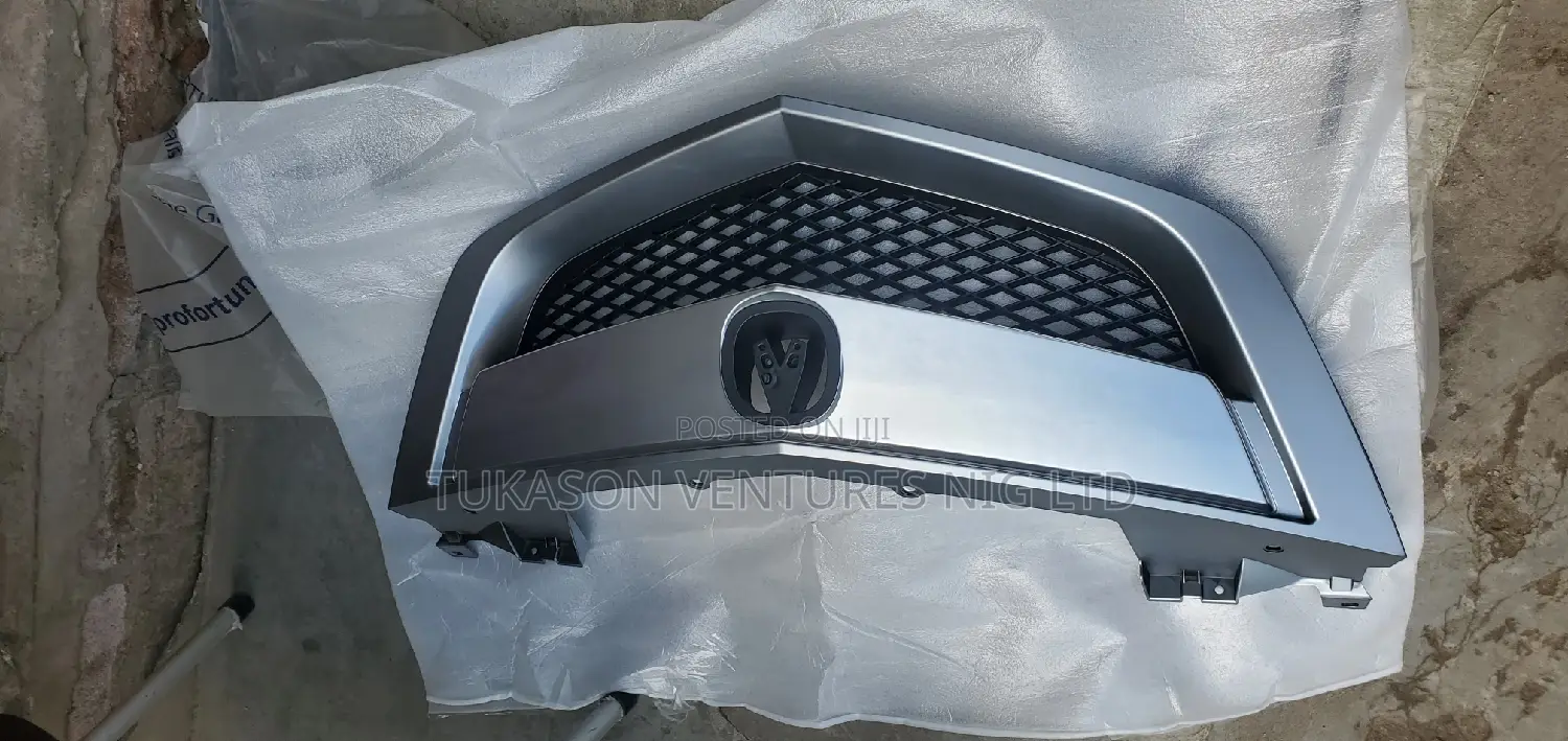 Front Grille 2013 Acura MDX