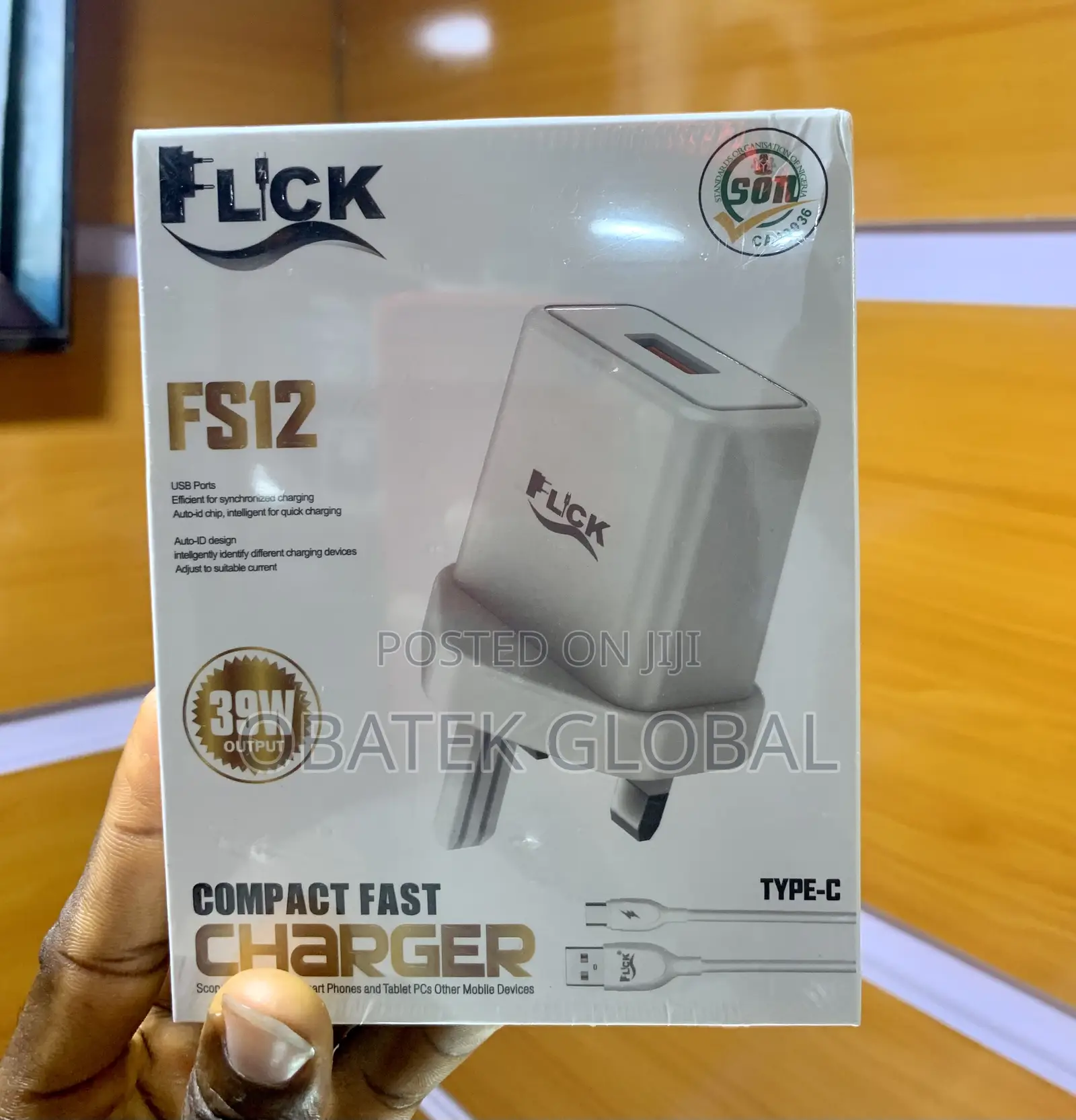 Flick FS12 39watts Compact Fast Charger(Type-C)