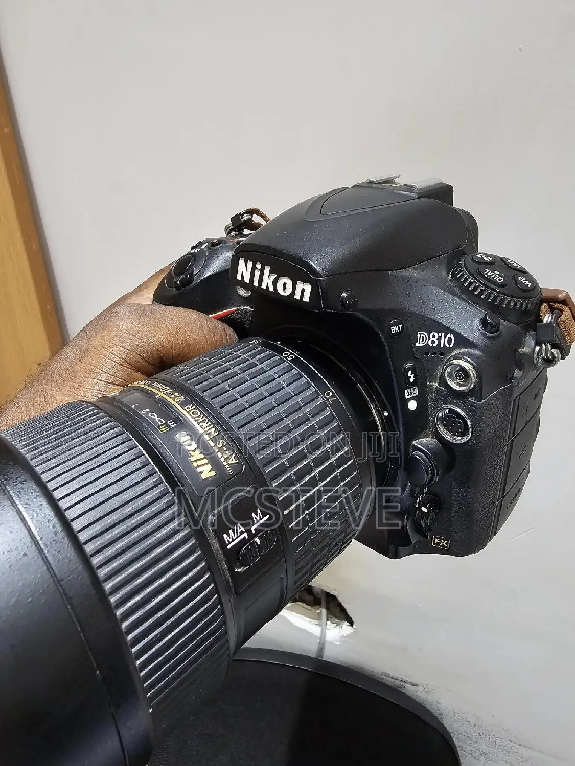Nikon D810 Full Frame Camera With 24 - 70MM AF-S Nikkor Lens