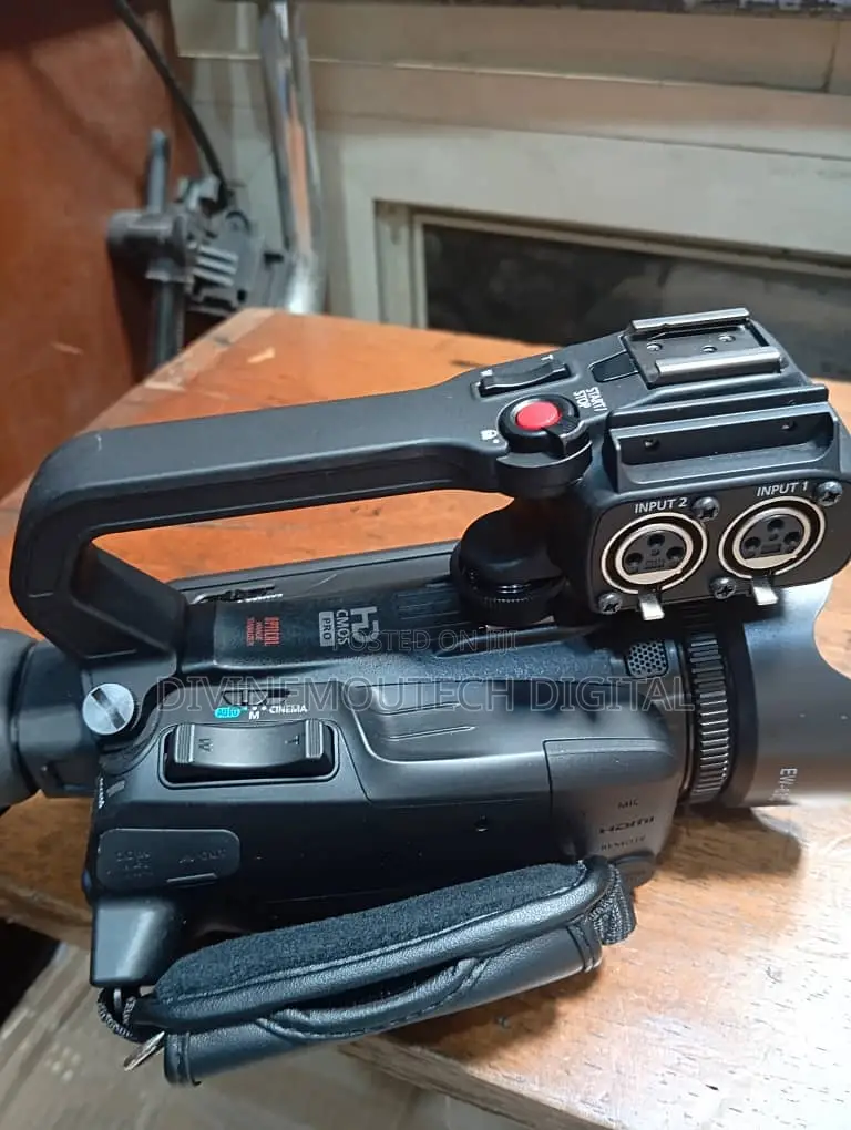 Canon XA25 With SDI With Wifi