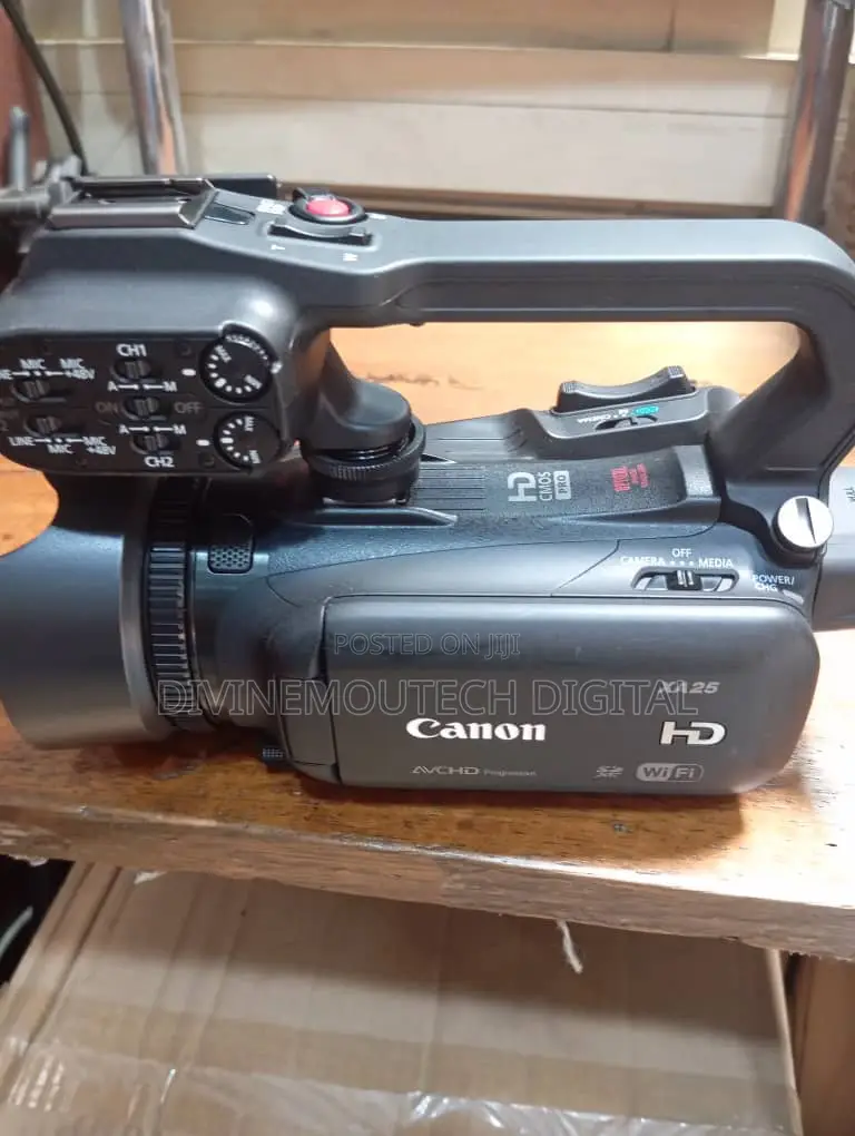 Canon XA25 With SDI With Wifi