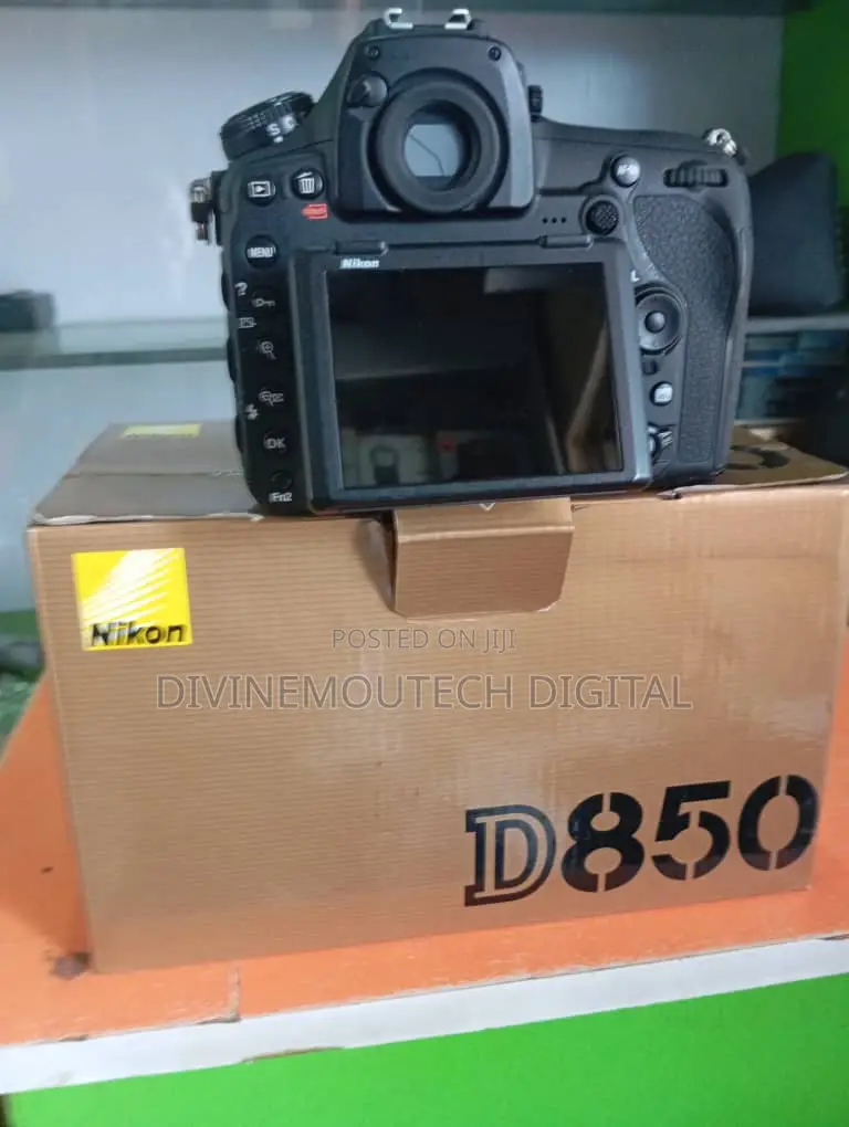 Nikon D850 DSLR Camera