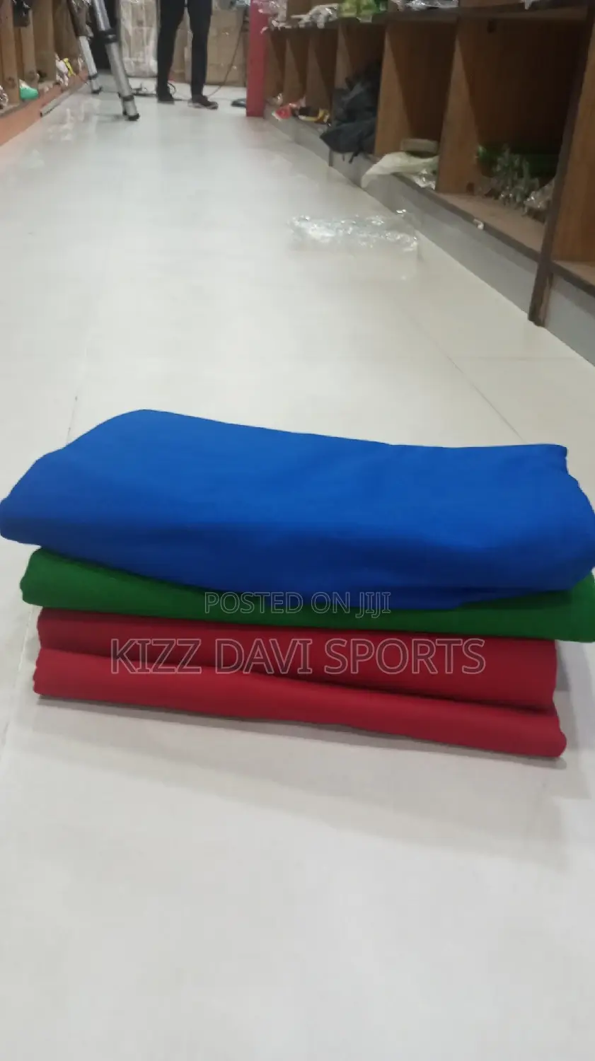 Good Quality Snooker Felt Red and Blue and Green