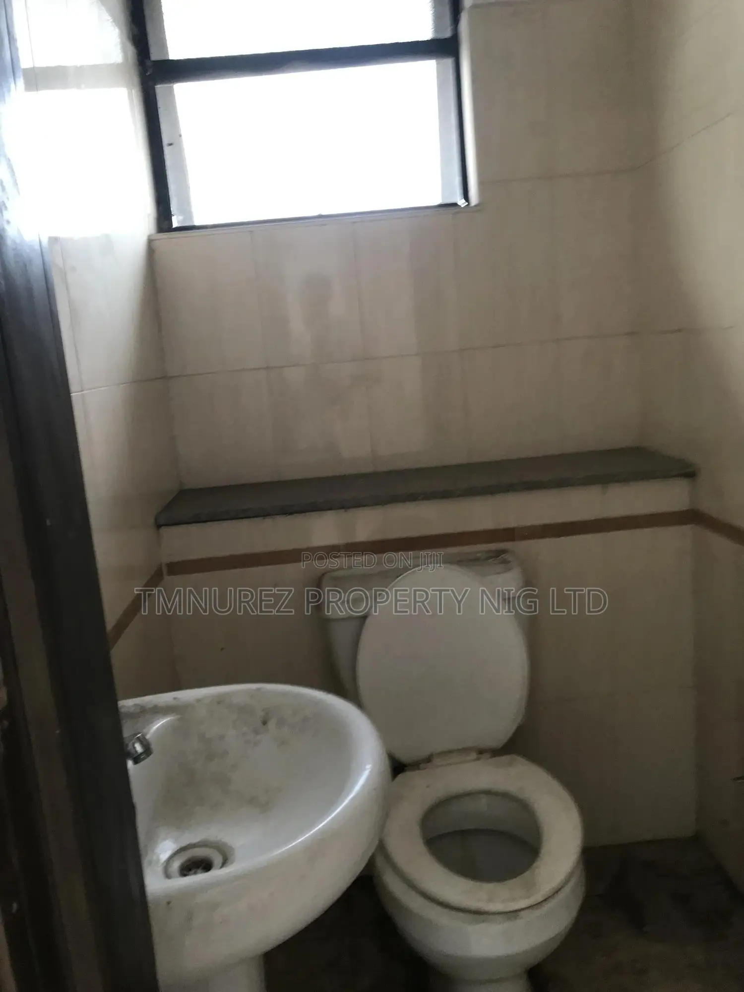 Shop 60sqm Lekki Phase1 at Very Good Location