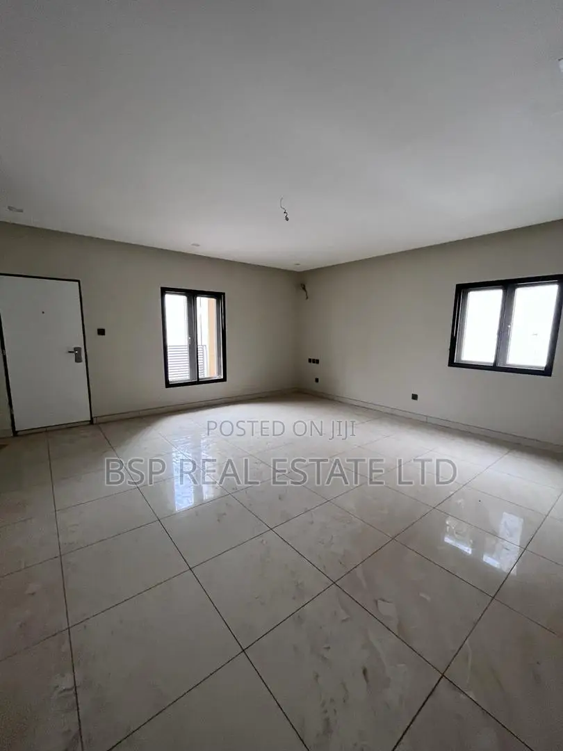 5bdrm Duplex in Cosgrove, Wuye for sale