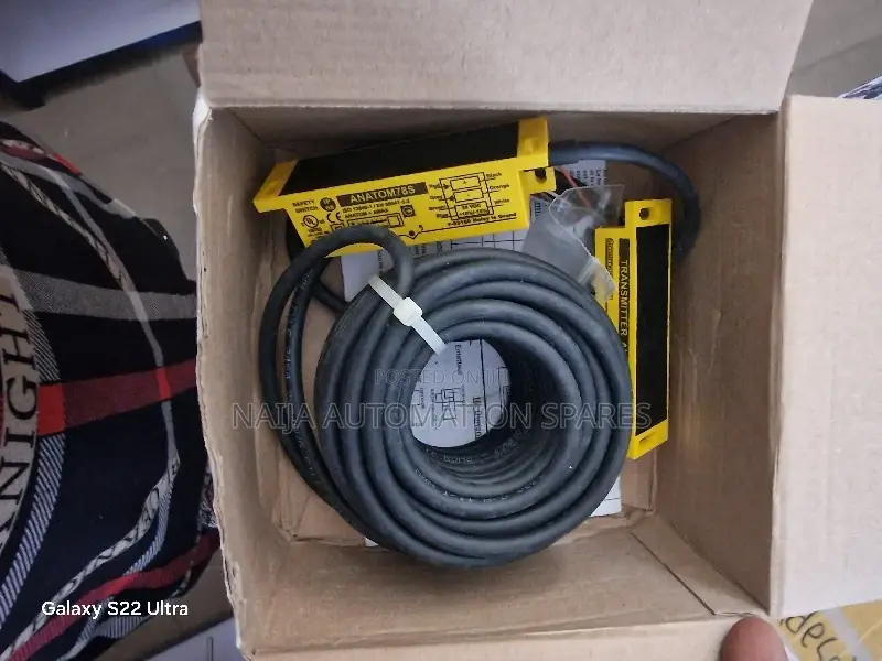 BTI Anatom 78S 12M Non - Contact Coded Safety Switch