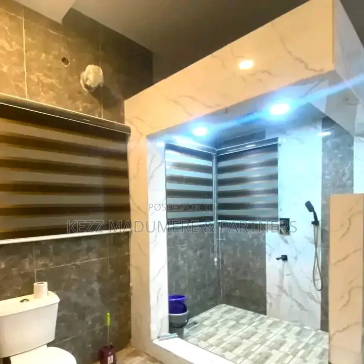 5bdrm Duplex in Ivory Heights Garden, Port-Harcourt for sale