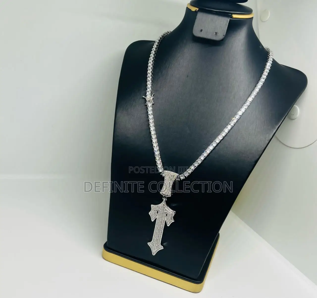 9-2-5 MOISANITE Necklace